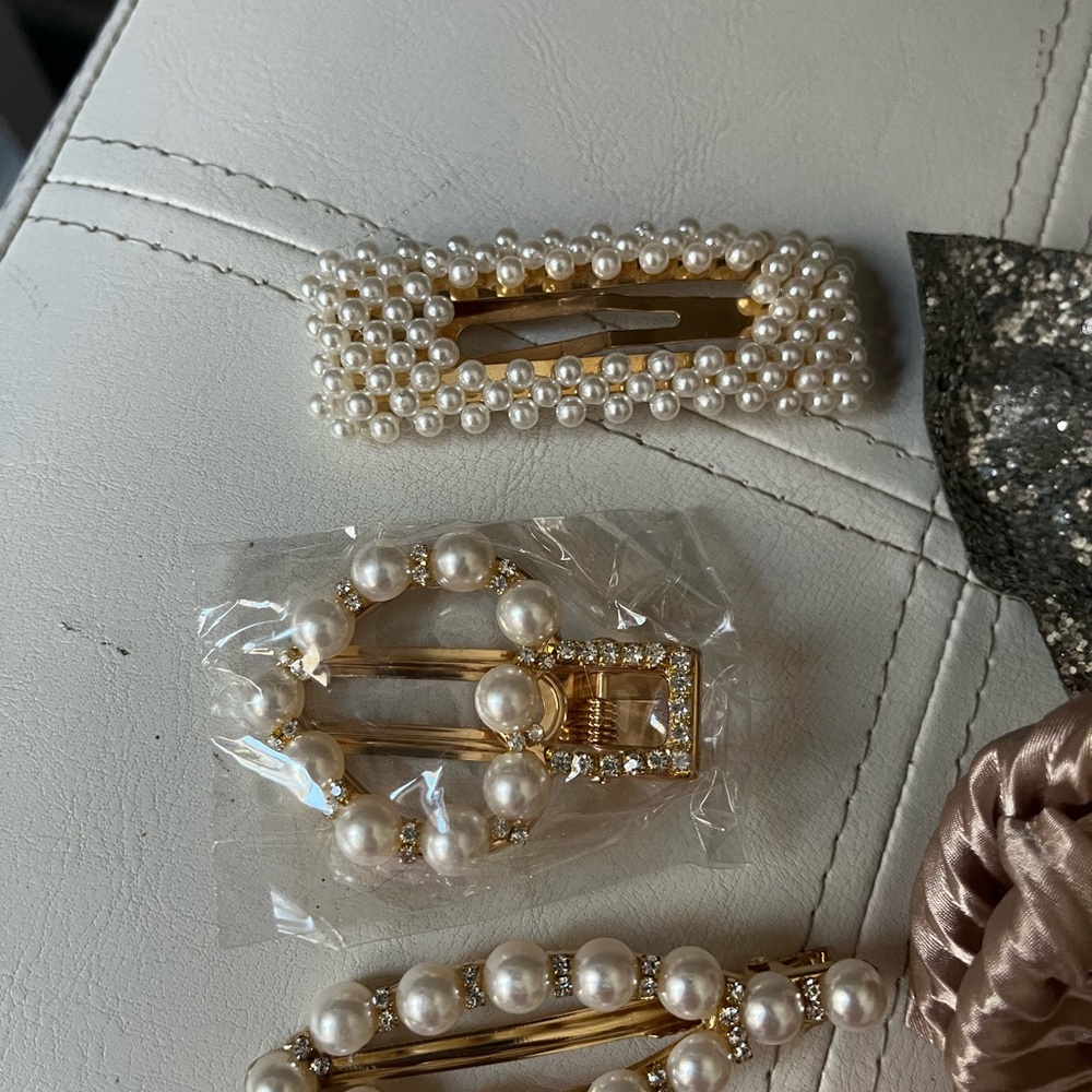 Hair accessories lot of 9!